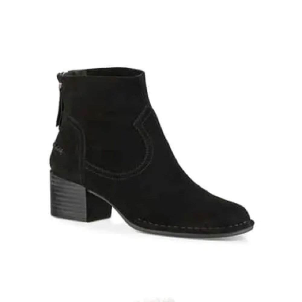 UGG WOMEN'S BANDARA ANKLE BOOT SUEDE IN BLACK